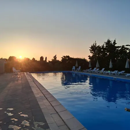 Alba Mandra Capreria