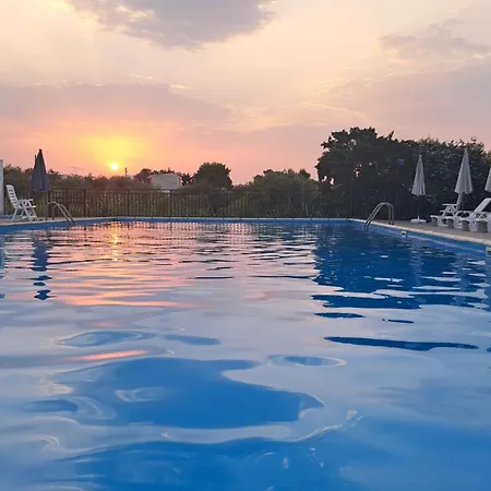 Alba Guest house Mandra Capreria