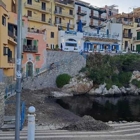Alba Mandra Capreria